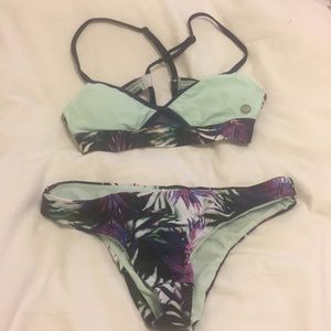 Roxy Bikini